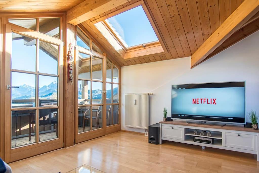 Ferienwohnung Luxury Living Near Weissensee +Balcony +Netflix Füssen Exterior foto