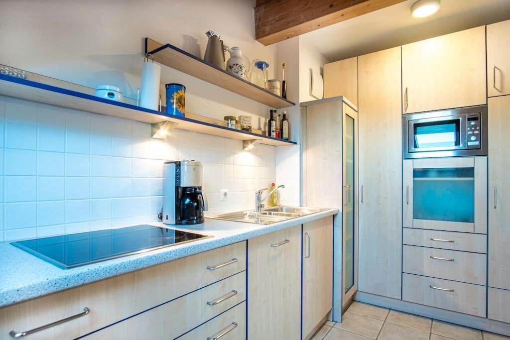 Luxury Living Near Weissensee +Balcony +Netflix Füssen Exterior foto